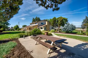 547 SW Bear Dr, Madras, OR 97741 - Photo 11