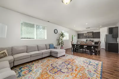 20559 SE Cameron Avenue, Bend, OR 97702 - Photo 7