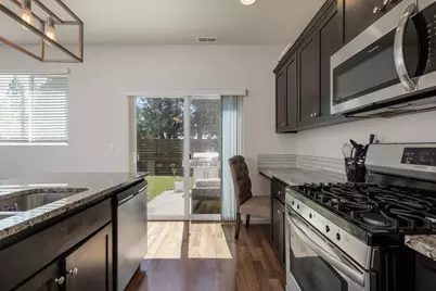 20559 SE Cameron Avenue, Bend, OR 97702 - Photo 11