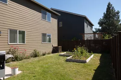 20559 SE Cameron Avenue, Bend, OR 97702 - Photo 25