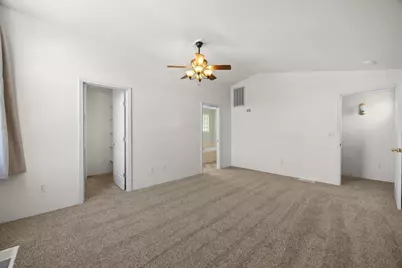 2530 Seneca Street, Medford, OR 97501 - Photo 17