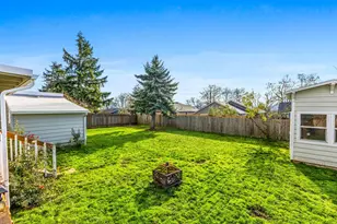 221 SW Rainbow Ave, Dallas, OR 97338 - Photo 31