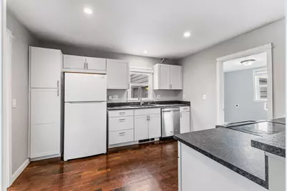 221 SW Rainbow Avenue, Dallas, OR 97338 - Photo 11