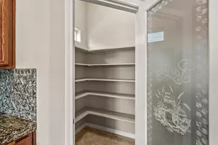 162 Bellerive Dr, Eagle Point, OR 97524 - Photo 11