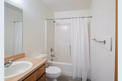 425 NE Silverwood Place, Grants Pass, OR 97526 - Photo 11