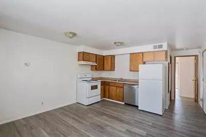 431 NE Silverwood Place, Grants Pass, OR 97526 - Photo 7