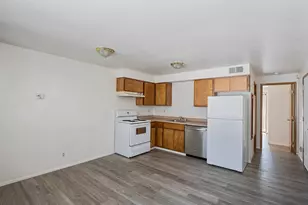 431 NE Silverwood Pl, Grants Pass, OR 97526 - Photo 7