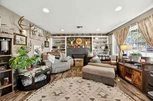 1010 Garfield St, Medford, OR 97501 - Photo 5