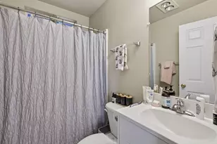 1419 NE Lucinda Ct, Bend, OR 97701 - Photo 13