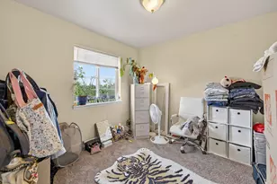 1419 NE Lucinda Ct, Bend, OR 97701 - Photo 17