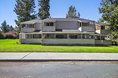 8 SW McKinley Avenue, Bend, OR 97702 - Photo 1