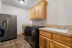 6900 Southeast Madison Ave, Prineville, OR 97754 - Photo 19