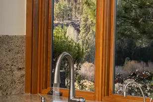 69305 Hawksflight Dr, Sisters, OR 97759 - Photo 13