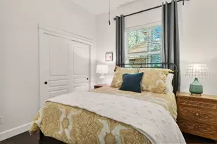 61417 Cultus Lake Ct, Bend, OR 97702 - Photo 25