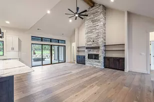 2447 Osprey Dr, Redmond, OR 97756 - Photo 9