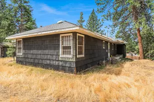 438 NE 9th St, Bend, OR 97701 - Photo 17