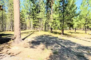 1225 Hackett Dr, La Pine, OR 97739 - Photo 3