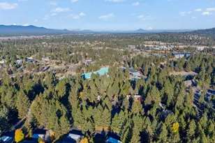 19717 SW Mount Bachelor Dr, Bend, OR 97702 - Photo 25