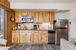 19717 SW Mount Bachelor Dr, Bend, OR 97702 - Photo 7