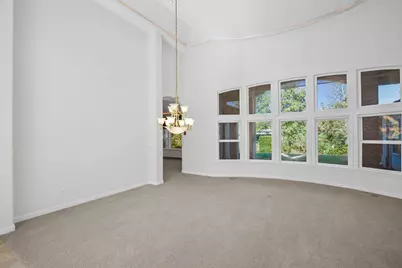 256 Island Pointe Drive, Medford, OR 97504 - Photo 9