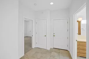 256 Island Pointe Dr, Medford, OR 97504 - Photo 31