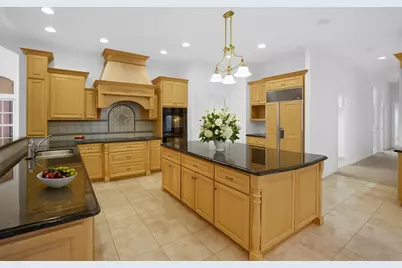 256 Island Pointe Drive, Medford, OR 97504 - Photo 23