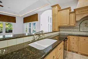 256 Island Pointe Dr, Medford, OR 97504 - Photo 17