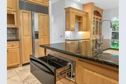 256 Island Pointe Drive, Medford, OR 97504 - Photo 53