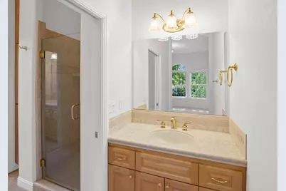 256 Island Pointe Drive, Medford, OR 97504 - Photo 39