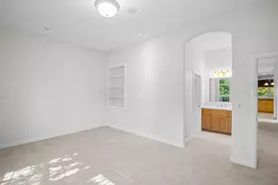 256 Island Pointe Dr, Medford, OR 97504 - Photo 43