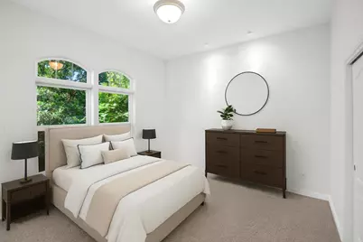 256 Island Pointe Drive, Medford, OR 97504 - Photo 33