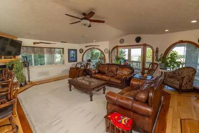 59047 Old Lake Road, Christmas Valley, OR 97641 - Photo 21