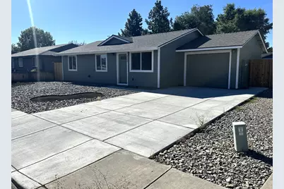 3150 SW Pumice Avenue, Redmond, OR 97756 - Photo 3