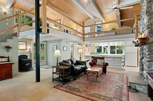 19875 SW Meadow View Dr, McMinnville, OR 97128 - Photo 7