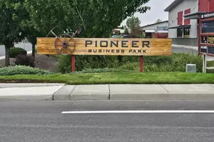 757 NE Jackpine Ct, Redmond, OR 97756 - Photo 1