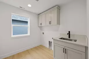 2155 SW 43rd St, Redmond, OR 97756 - Photo 29