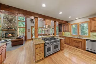 58026 Kinglet Rd, Sunriver, OR 97707 - Photo 15