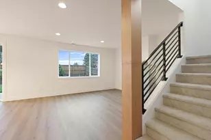 2111 SW 43rd St, Redmond, OR 97756 - Photo 9