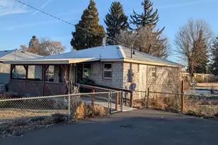 217 N Washington St, Merrill, OR 97633 - Photo 5