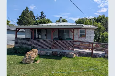 217 N Washington Street, Merrill, OR 97633 - Photo 1