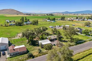 1460 Joe Wright Rd, Klamath Falls, OR 97603 - Photo 67