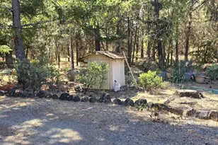 5280 Rockydale Rd, Cave Junction, OR 97523 - Photo 17