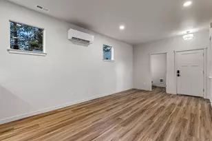 477 SE Roosevelt Ave, Bend, OR 97702 - Photo 7