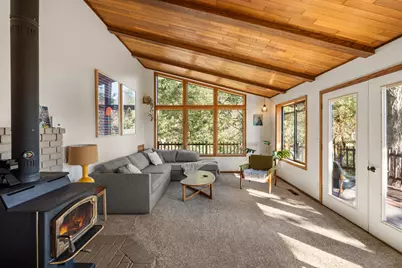 694 Timberlake Drive, Ashland, OR 97520 - Photo 5