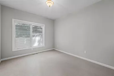 19490 Green Lakes Loop, Bend, OR 97702 - Photo 47