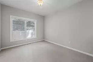 19490 Green Lakes Loop, Bend, OR 97702 - Photo 47