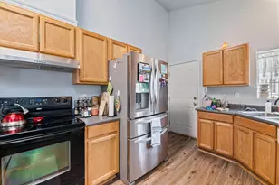 200 S Junction Ave, Cave Junction, OR 97523 - Photo 9