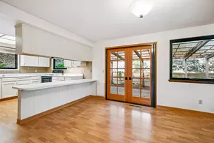 1015 Oneida Cir, Ashland, OR 97520 - Photo 11