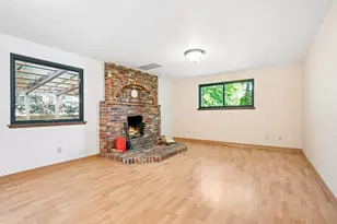 1015 Oneida Cir, Ashland, OR 97520 - Photo 9