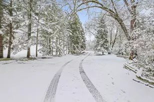 3808 Andrews Rd, Medford, OR 97501 - Photo 7